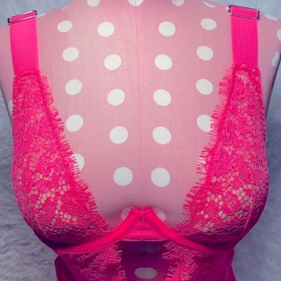 Victoria’s Secret neon pink Merry Widow sheer lace & mesh garter lingerie - Picture 11 of 11